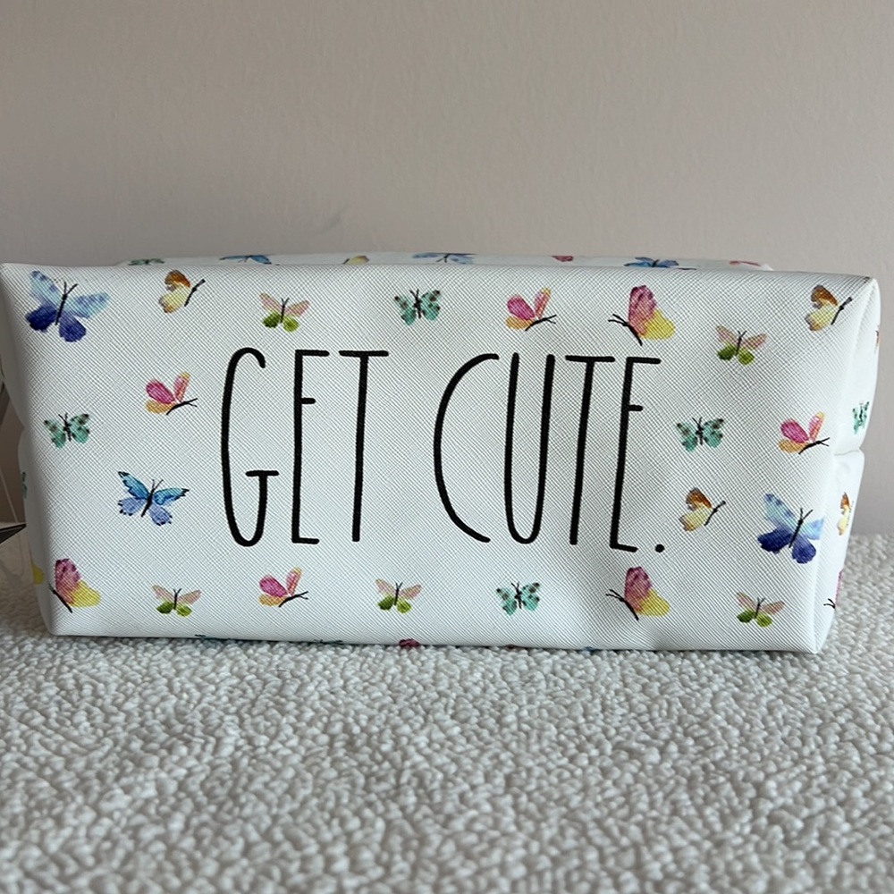 Rae Dunn get cute cosmetic bag - Picture 1 of 11